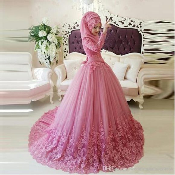 simple muslimah wedding dress