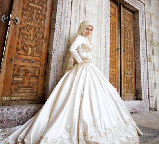 110+ Muslim Bridal Wedding Dresses with Sleeves & Latest 