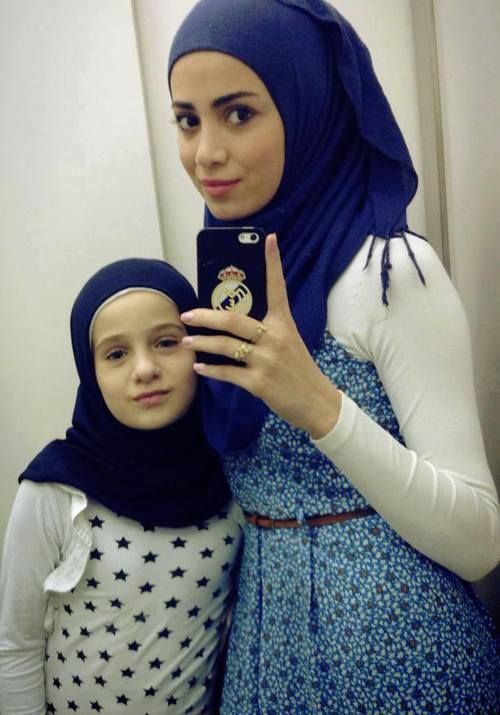 42 Photos Of Beautiful Hijab Girls With Their Cute Kids