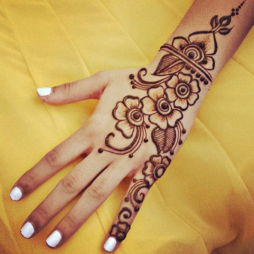 85+ Easy and Simple Henna Designs Ideas That You Can Do By 
