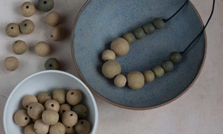 Step-by-Step Instructions to Make a Clay Bead Bracelet