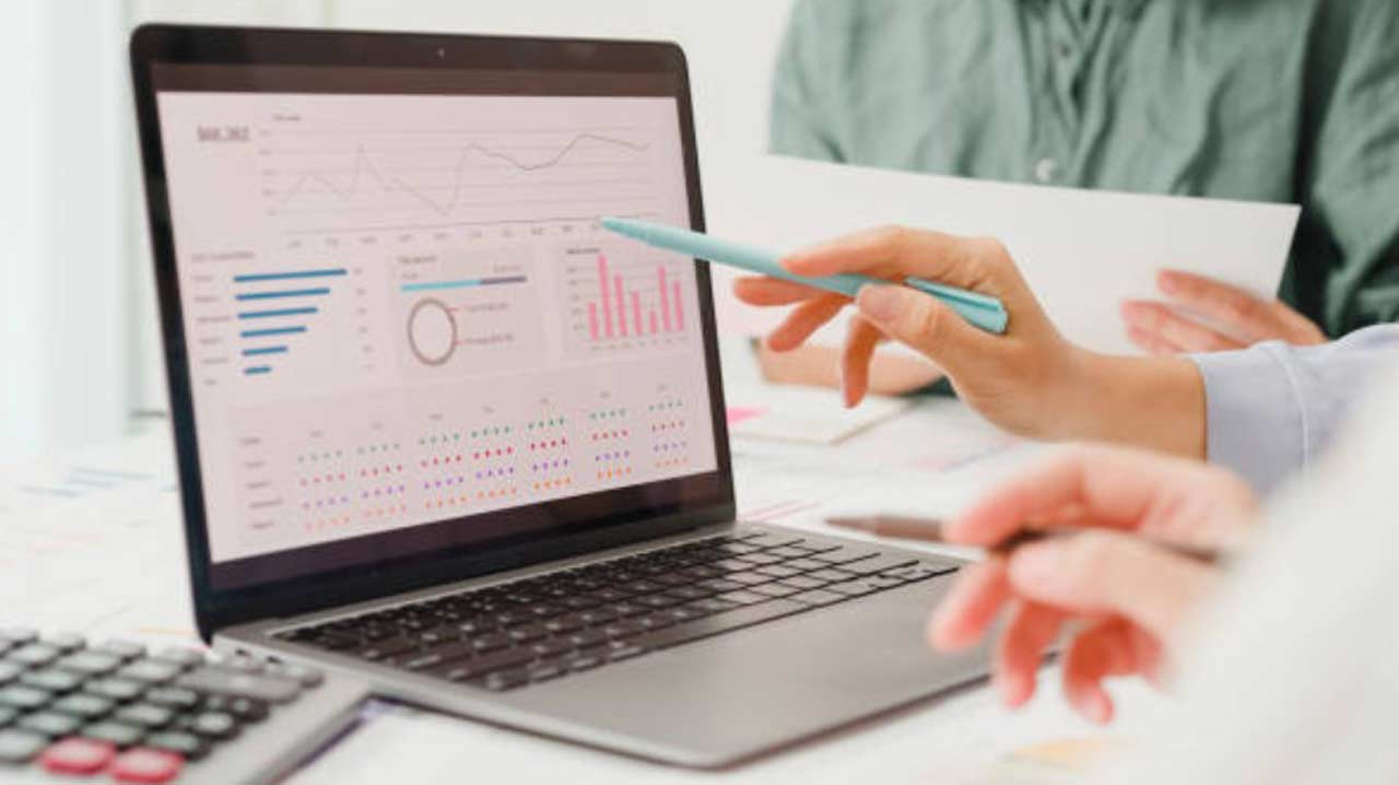 Future of Business Analytics: Emerging Trends and Career Opportunities