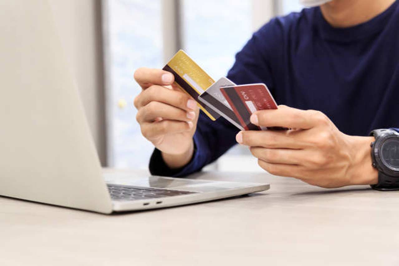 How to Increase Your Credit Score Quickly Using Credit Cards Wisely