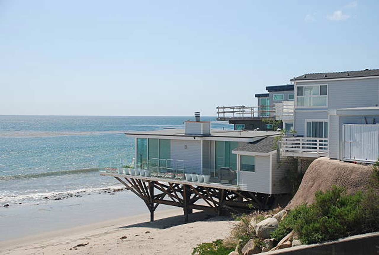 Finding Your Coastal Dream: A Look at Oceanfront Homes for Sale in North Carolina