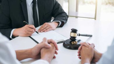 The Role of a Divorce Lawyer