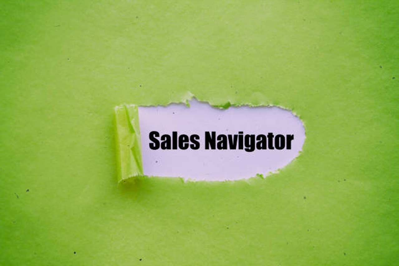How to Build Lead Lists from Sales Navigator Without Paid Ads