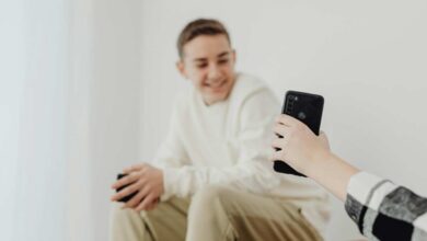 Free Smartphones Through Federal Programs Are Expanding Internet Access for Low-Income Americans