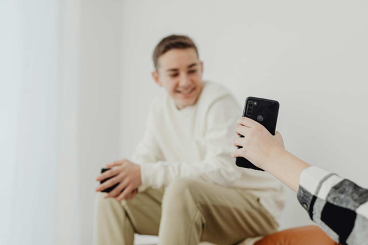 Free Smartphones Through Federal Programs Are Expanding Internet Access for Low-Income Americans